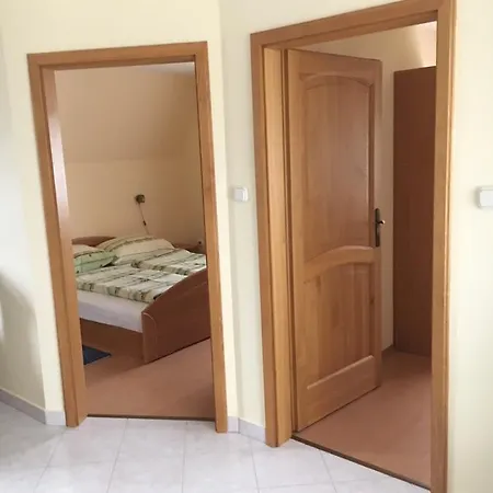דירה Katalin Apartmanhaz