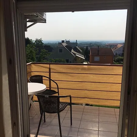 Katalin Apartmanhaz Lägenhet