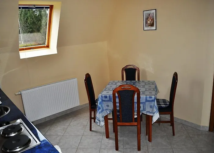 Katalin Apartmanhaz شقة