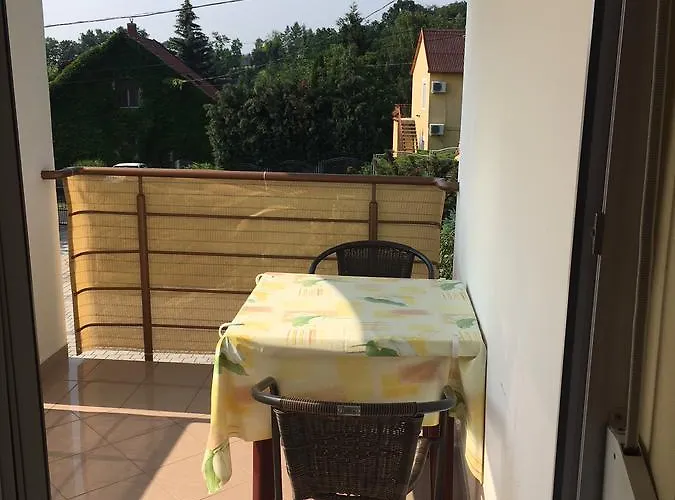 شقة Katalin Apartmanhaz
