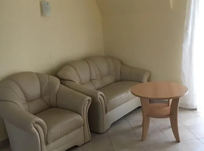 شقة Katalin Apartmanhaz *
